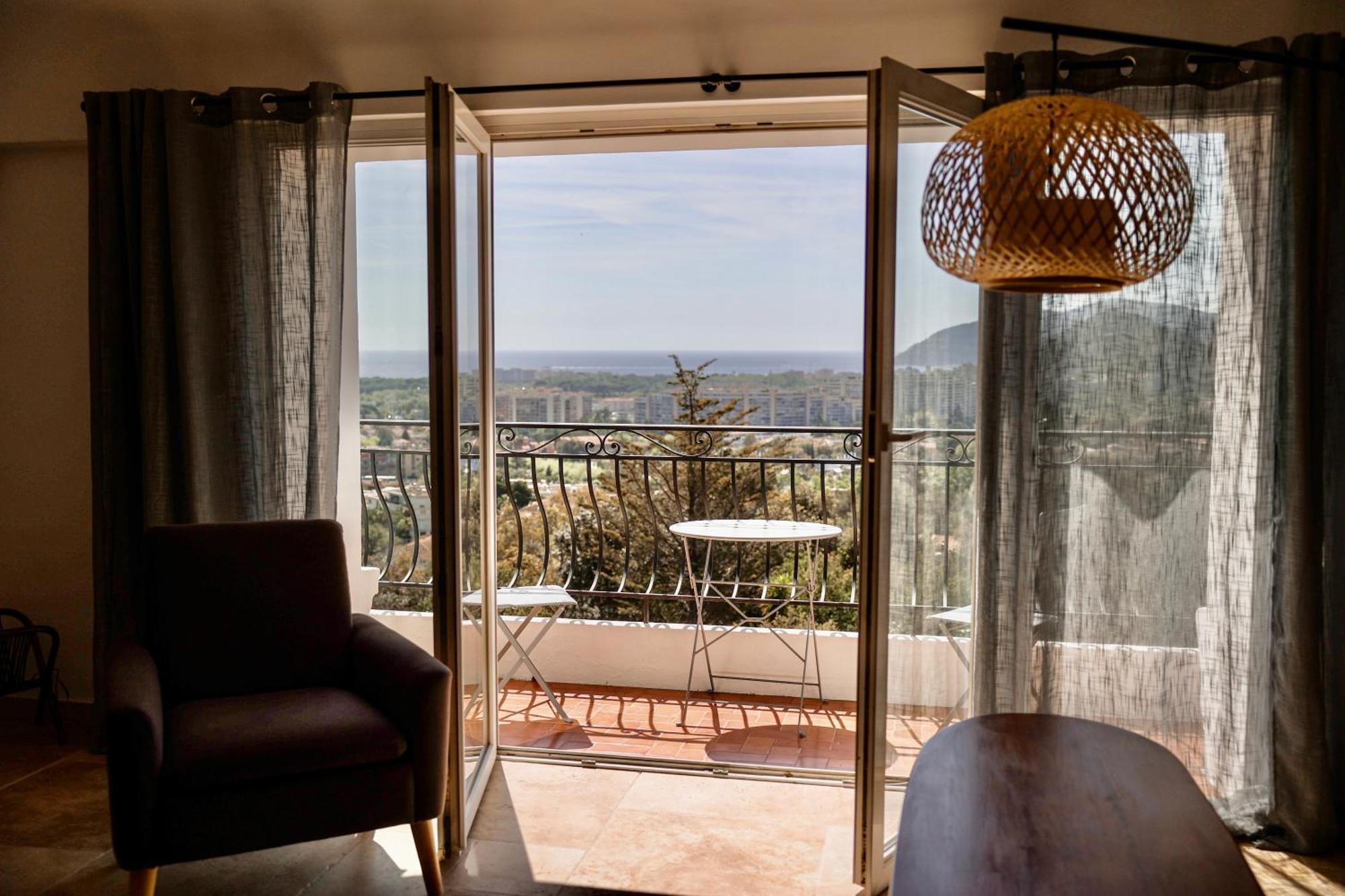 Villa Les Roches Mandelieu Extérieur photo