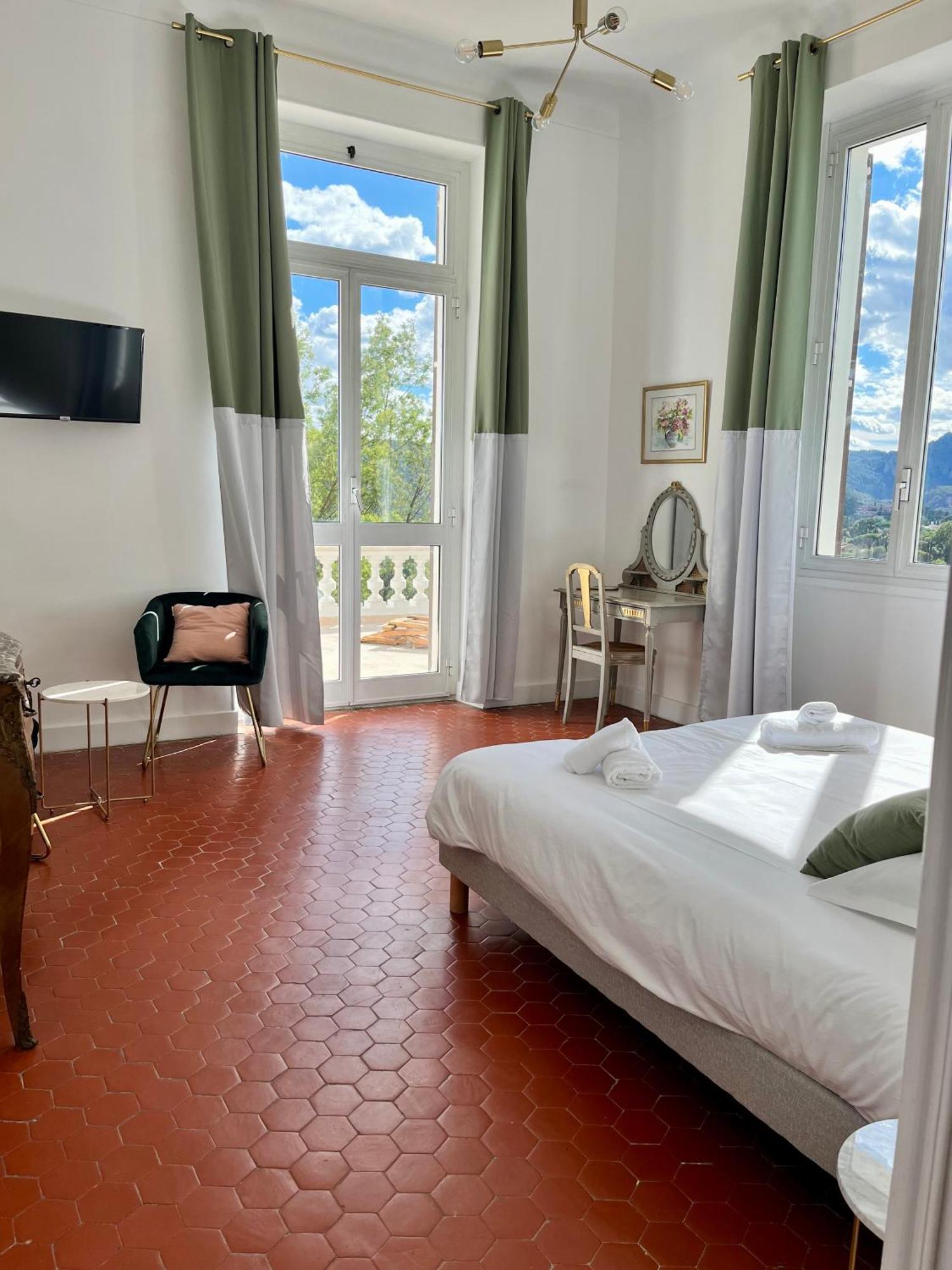 Villa Les Roches Mandelieu Extérieur photo